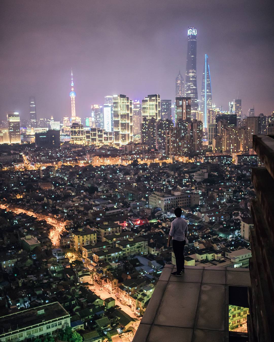 Harimao Lee rooftop photography