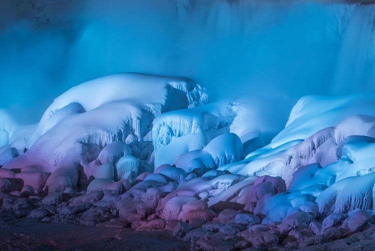 Icy Niagara Falls Photo