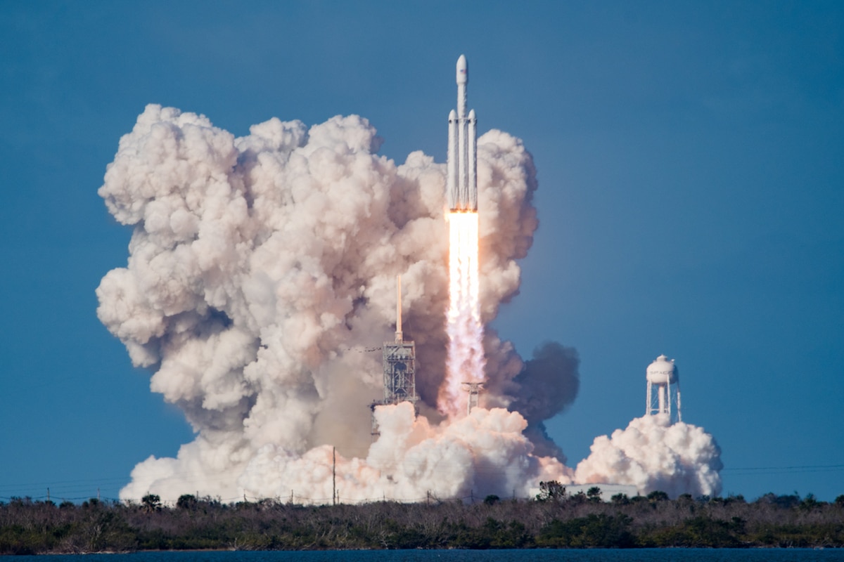 SpaceX Falcon Heavy Rocket Launch by Brady Kenniston