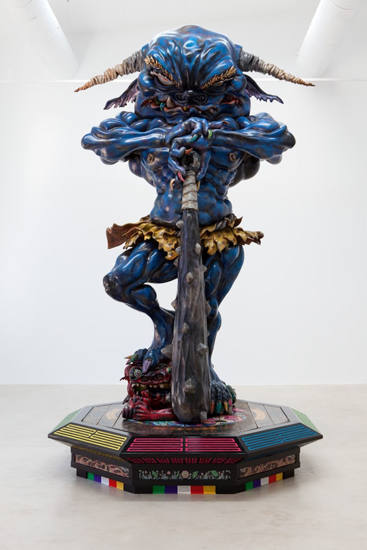 Takashi Murakami sculpture