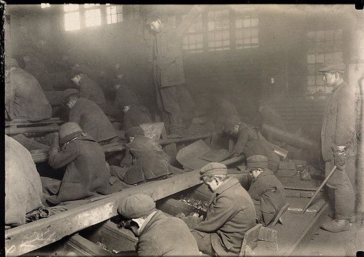 Lewis Hine Photos - Child Labor