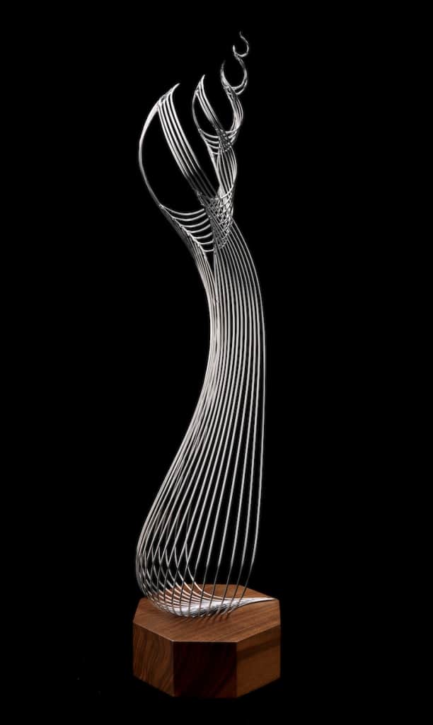 Artist Creates Imaginative Wire Sculptures Inspired by Fantasy and Nature