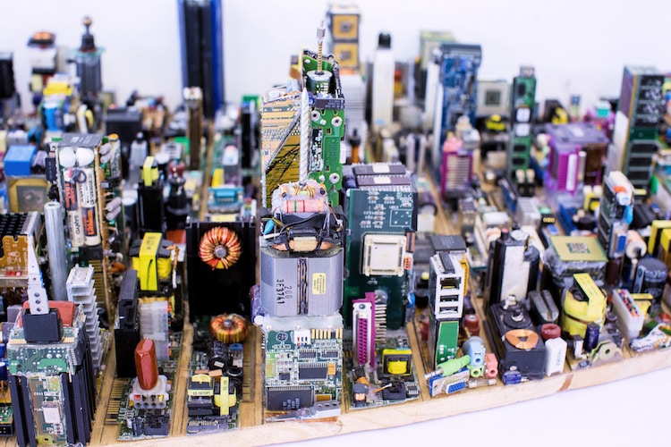 Zayd Menk Scale Model of New York Electronics