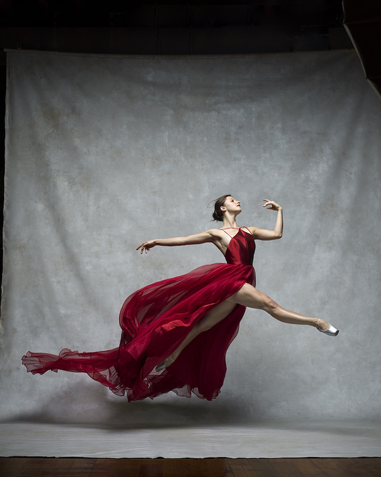 Interview: Unique Graceful Movements of Dancers Frozen in Time | My ...
