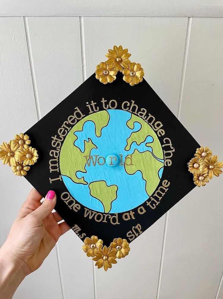 Creative Graduation Cap Ideas Perfect For Grads Who Like To Get Crafty