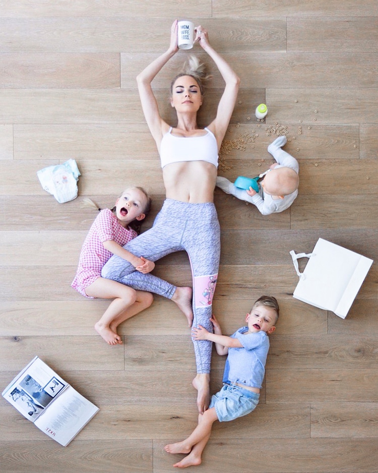 Creative Family Photos Matching Family Outfits Kate Weilz