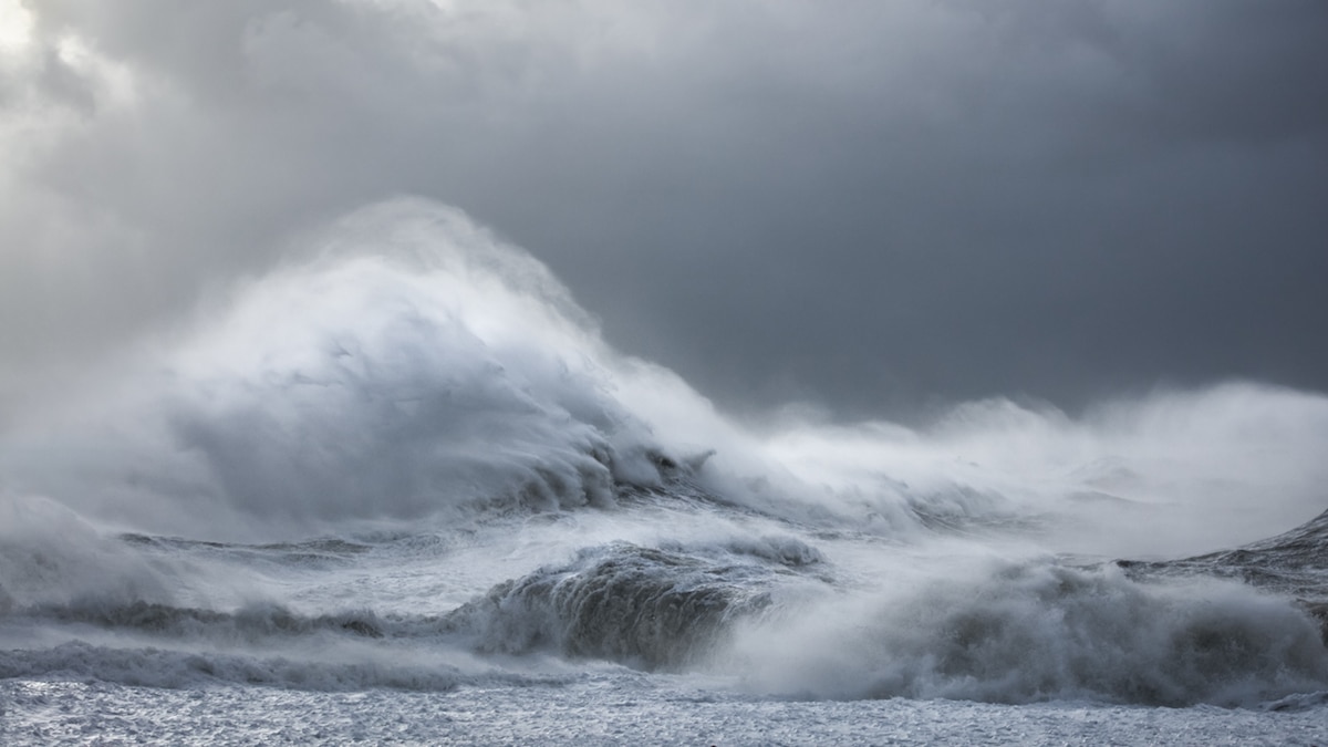 Rachael Talibart - Wave Photography