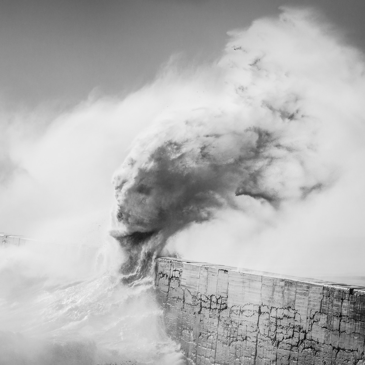 Photo of a wave by Rachael Talibart