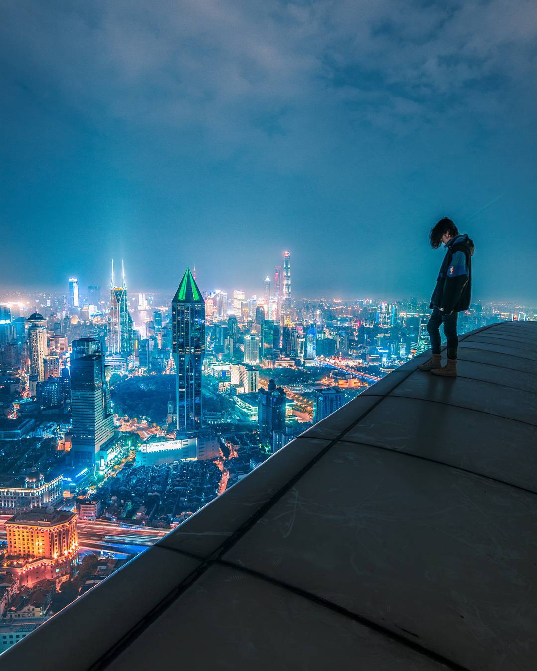 Night Photography Hong Kong by Victor Chiang