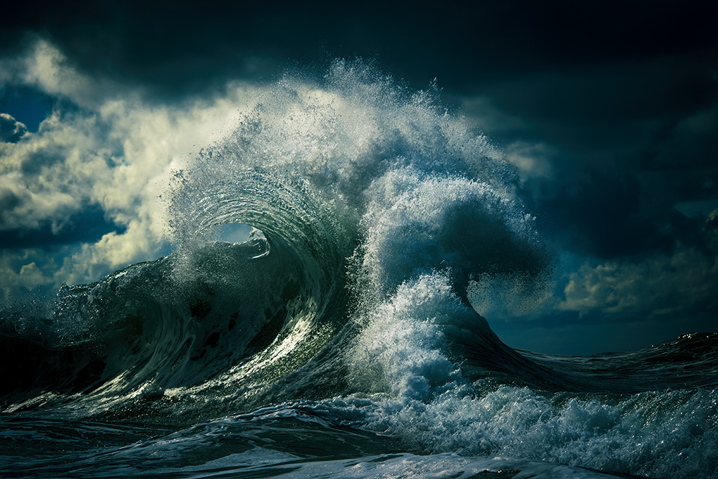 Ray Collins Spends 10 Years Capturing Majestic Seascapes