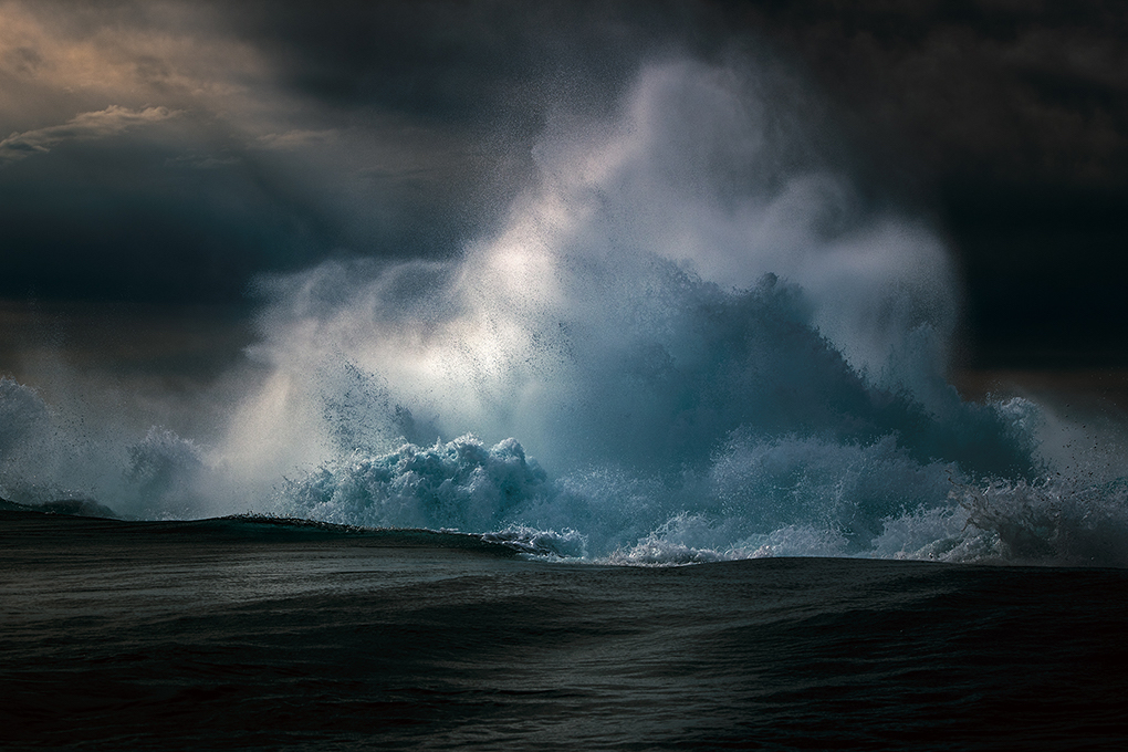 Wave Photography by Ray Collins
