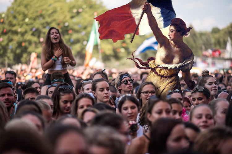 Classical Paintings at Music Festivals by Márton Neményi