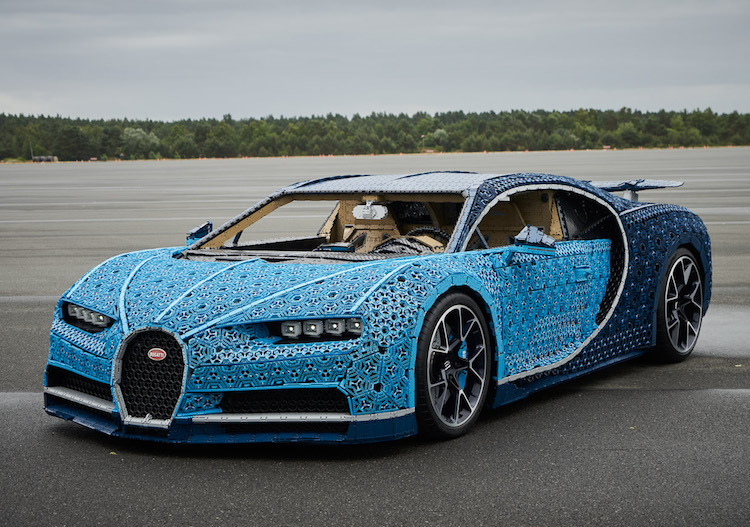 LEGO Car Modeled after Bugatti Chiron