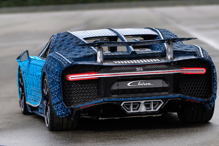 LEGO Car Modeled after Bugatti Chiron