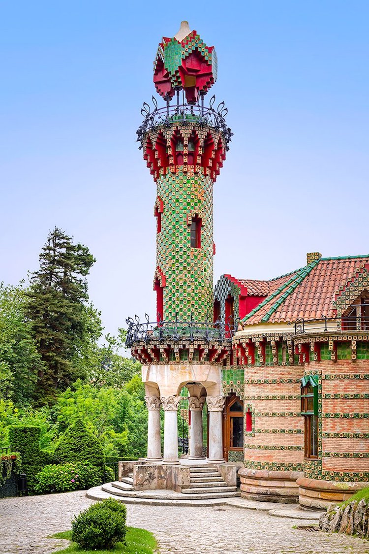 Antoni Gaudí - El Capricho