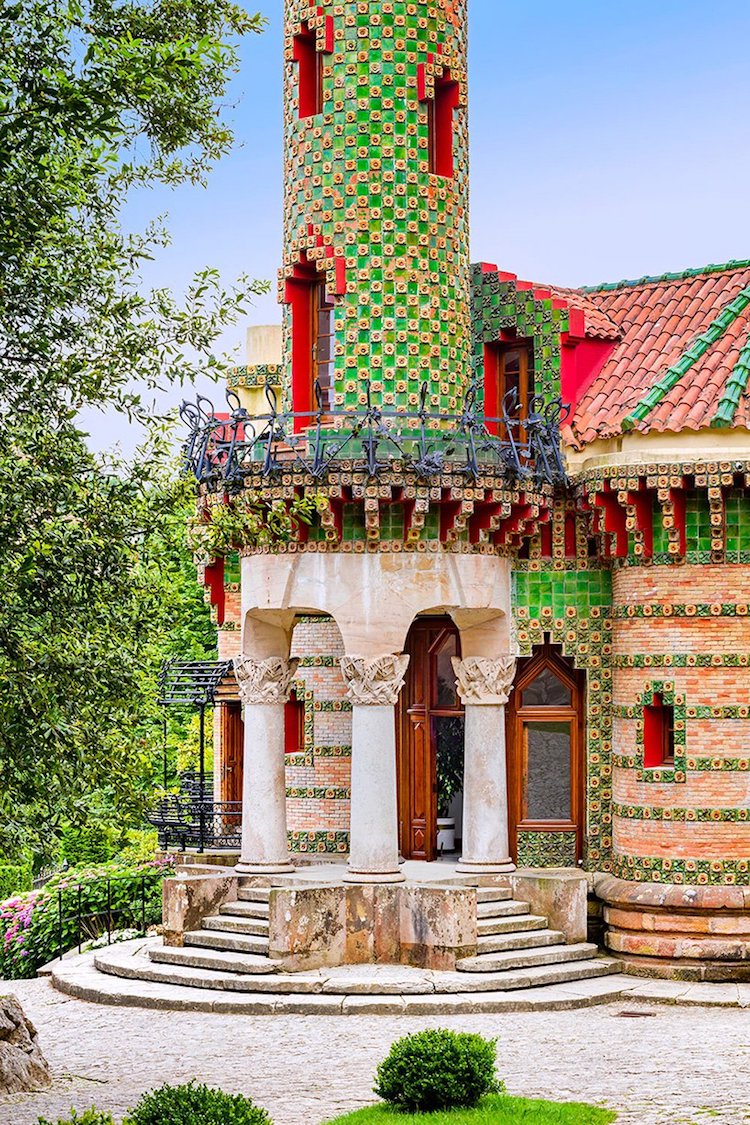 Antoni Gaudí - El Capricho