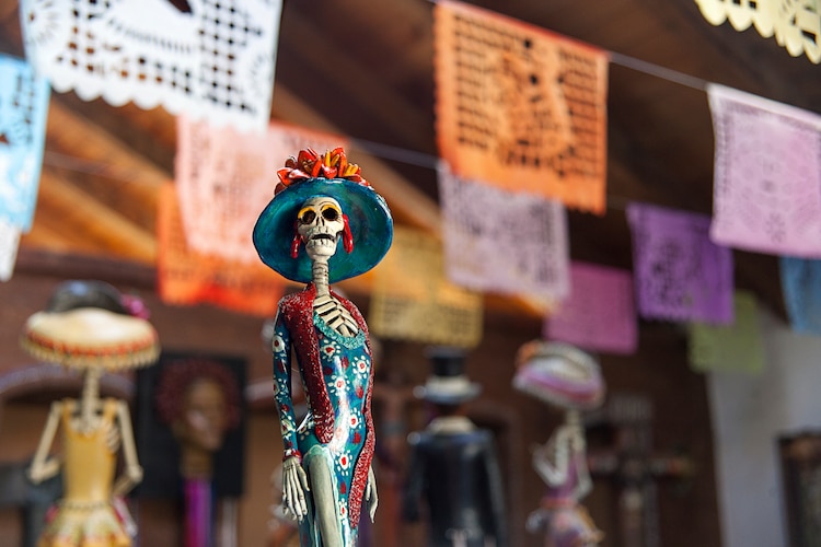 Day of the Dead Traditions Dia de los Muertos History Sugar Skulls Calaveras