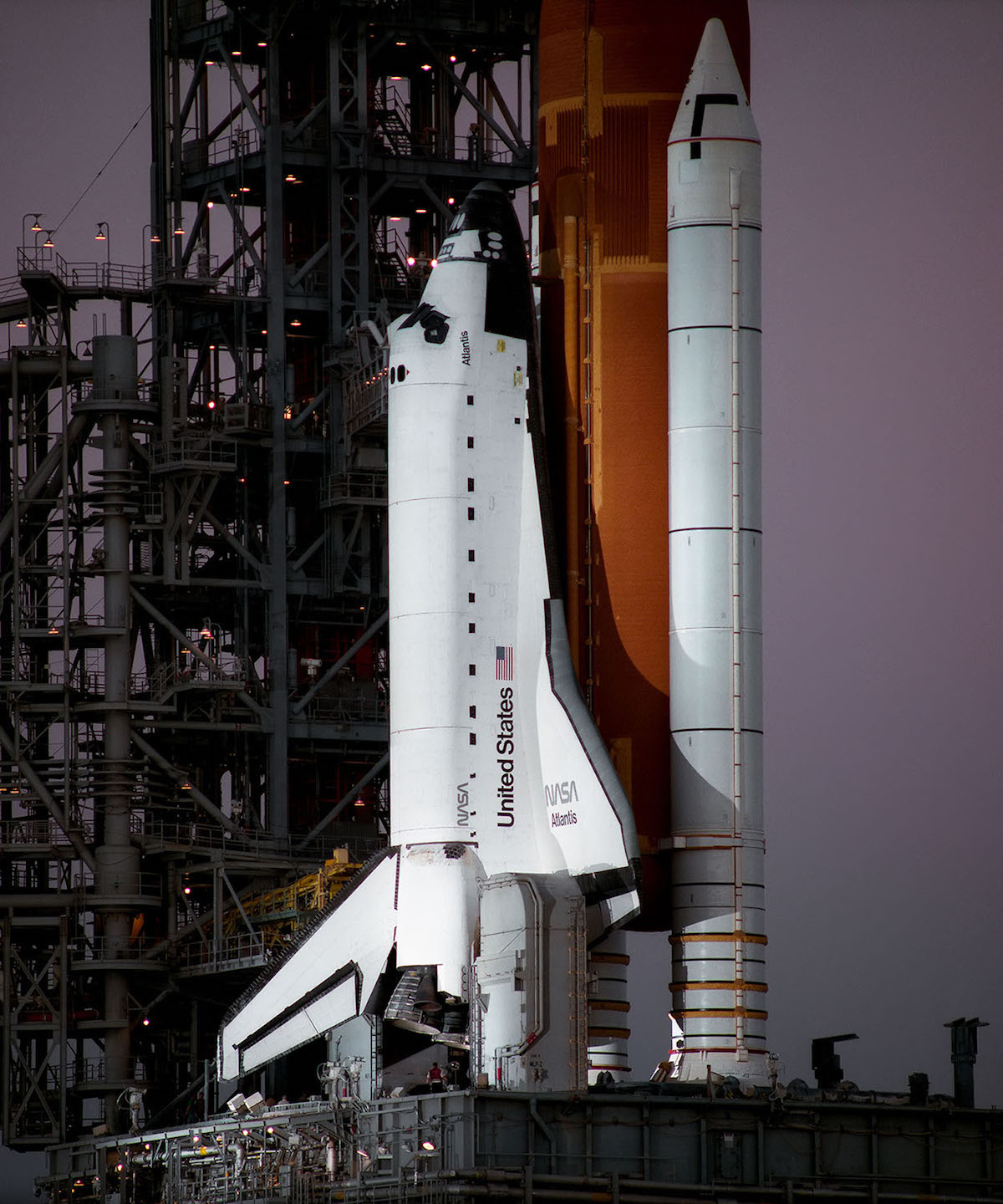 John A. Chakeres - NASA Space Shuttle Discovery Photography