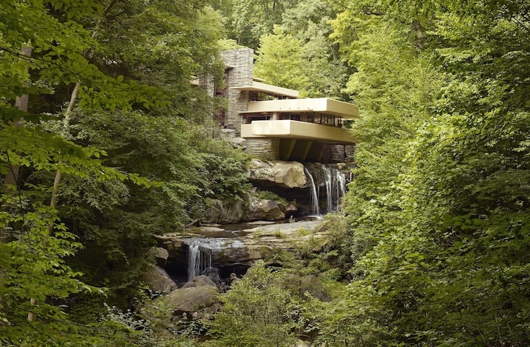 Casa de la Cascada (o Fallingwater) de Frank Lloyd Wright