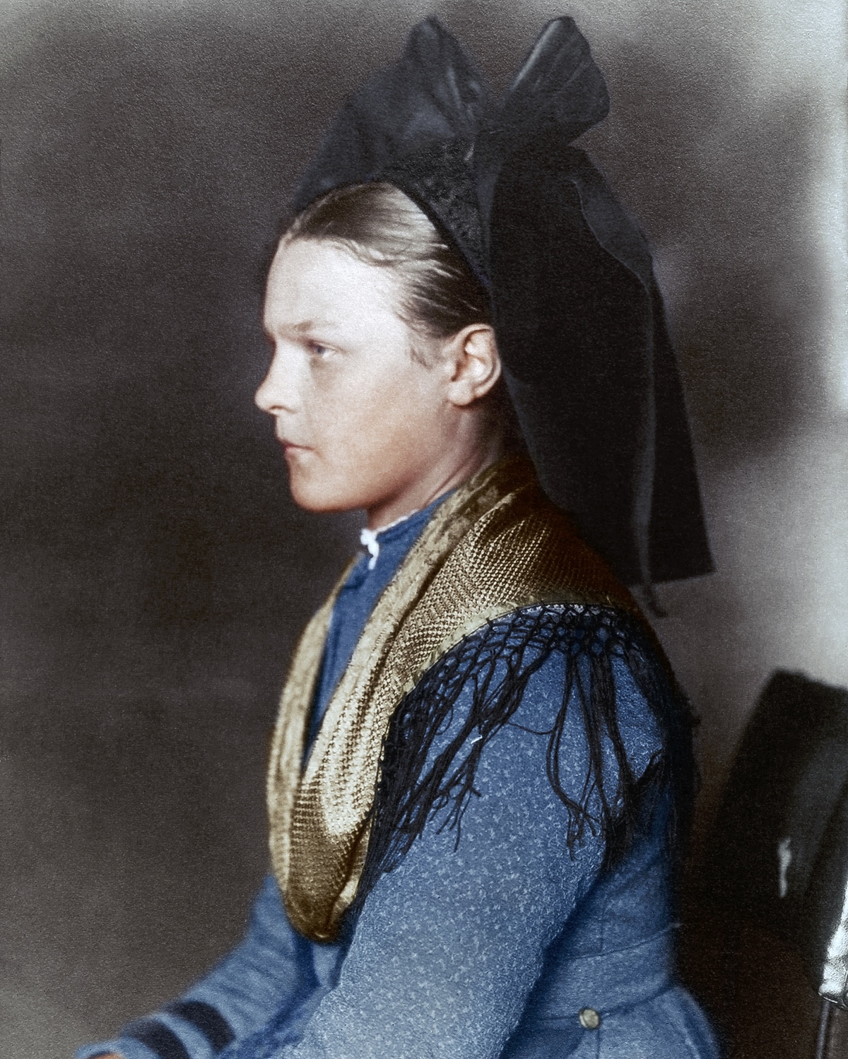 Colorized Photos of Immigrants in Ellis Island
