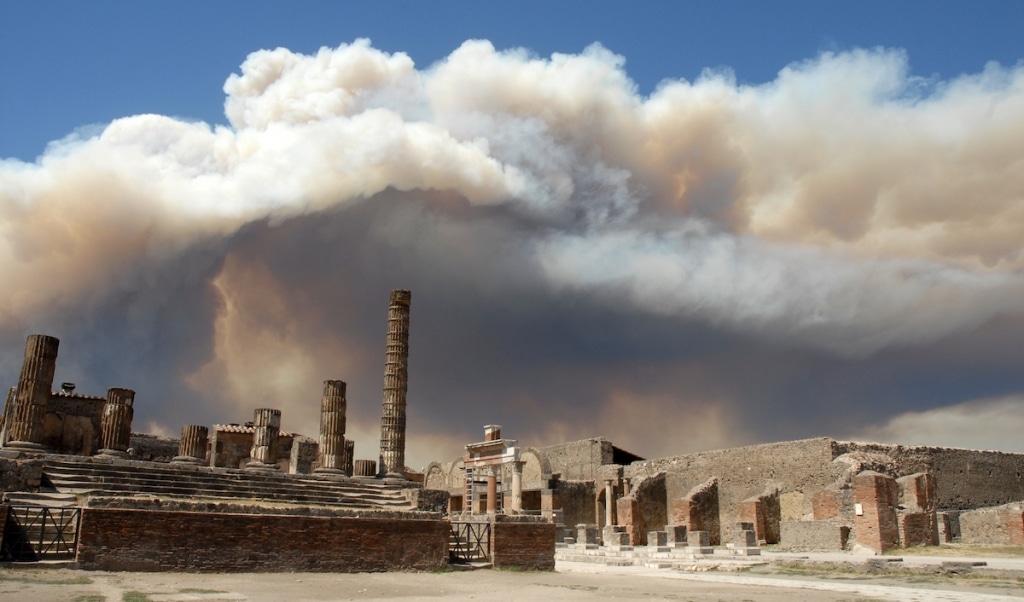 Photo of Pompeii by Juan Pablo Lasterra