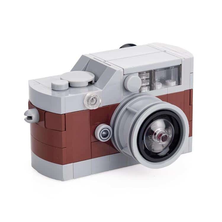 Construyeron una cámara Leica gigante con piezas de LEGO - Clases de  Periodismo