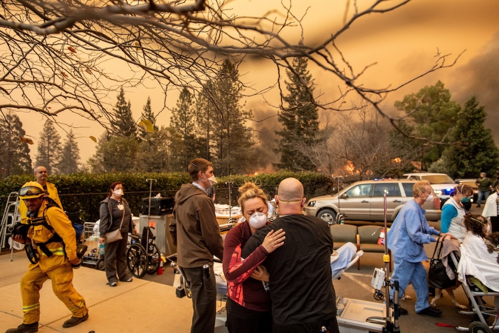Photos of Camp Fire in California by Noah Berger Photojournalist
