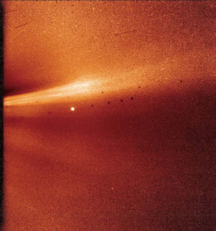 Parker Solar Probe - First Photo from Sun's Corona