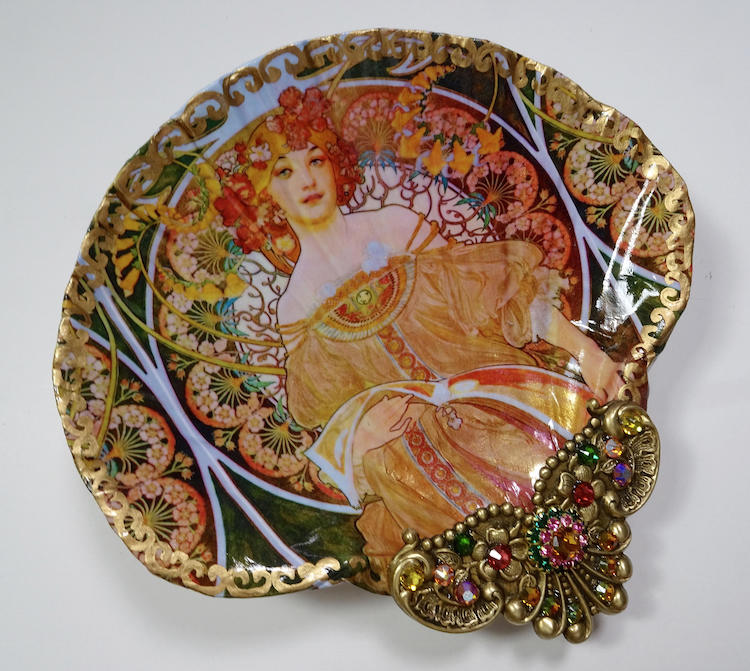 Shell Art Jewelry Dishes by Mary Kenyon