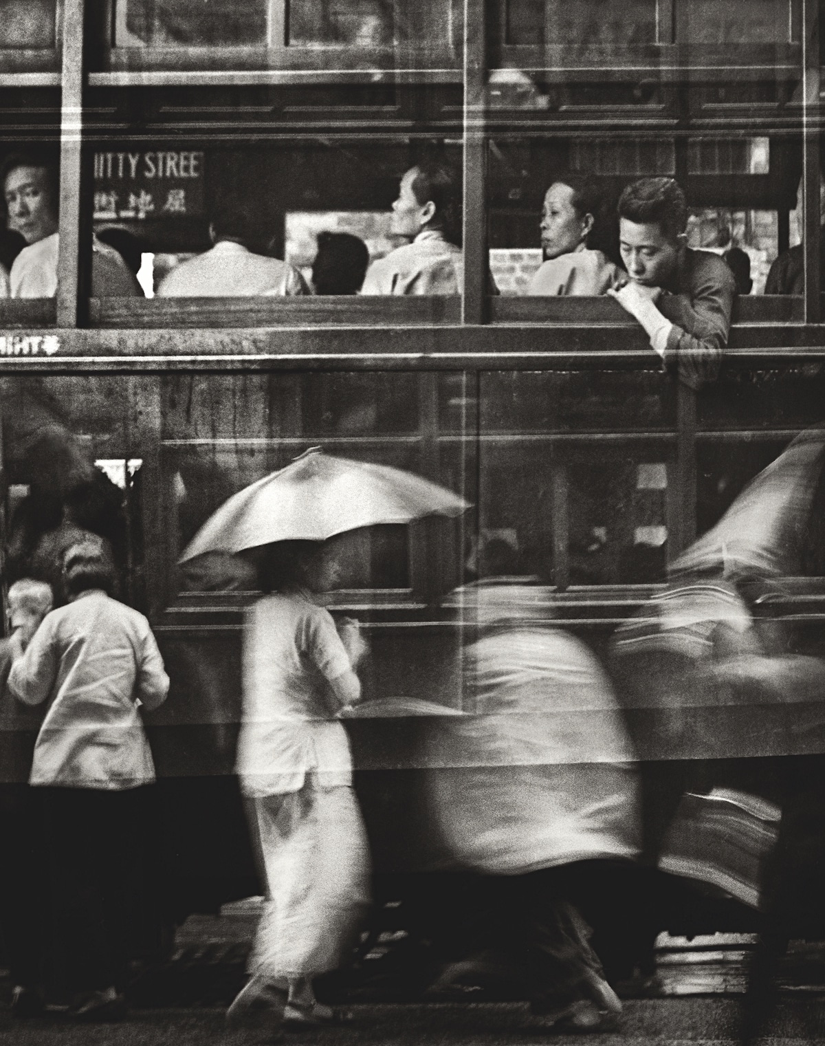 Fan Ho's Stunning Hong Kong Street Photography