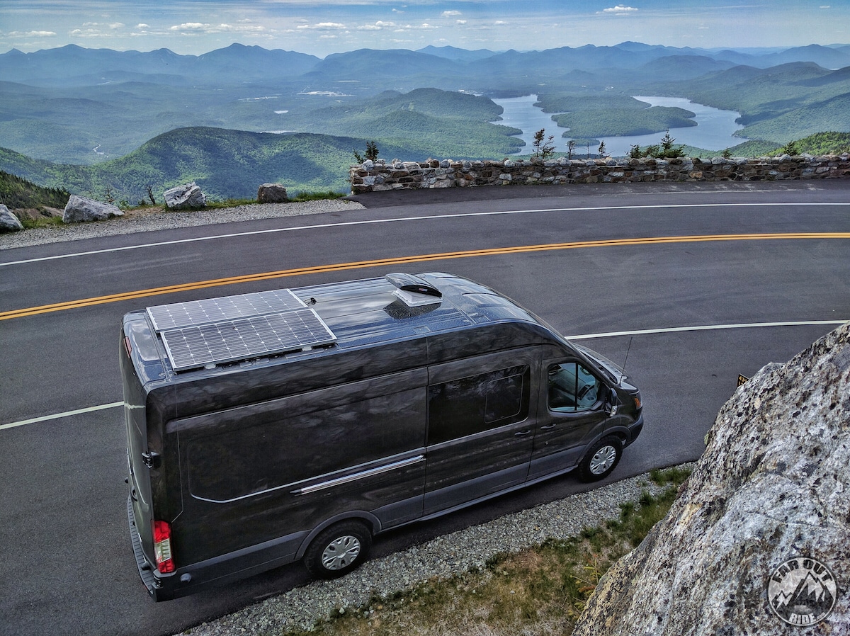 Vivir en una camioneta FarOutRide