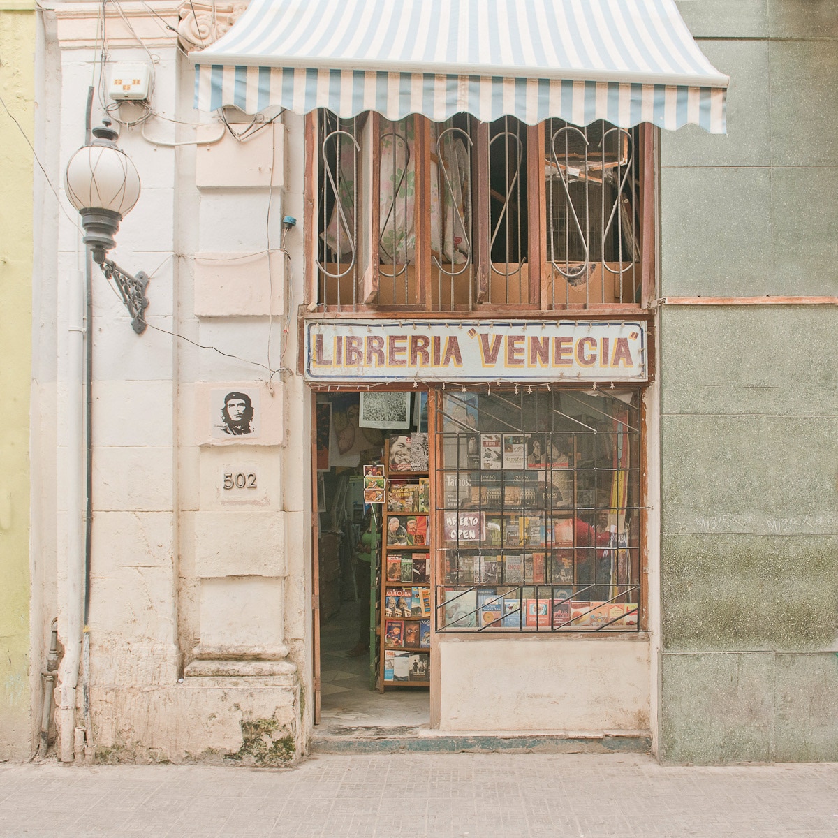 Travel Photography to Havana by Helene Havard