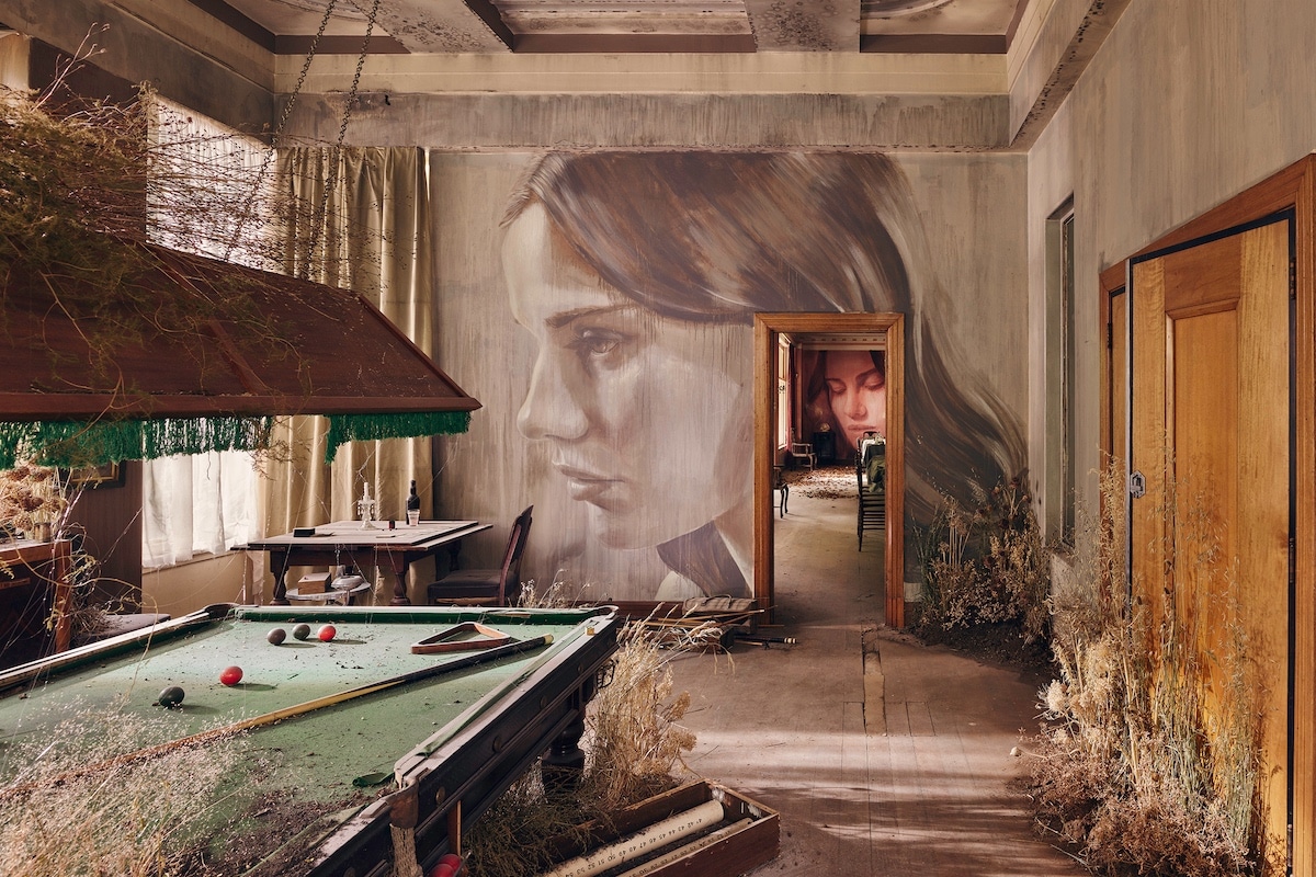 Rone - Empire - Street Art in Abandoned Art Deco Mansion