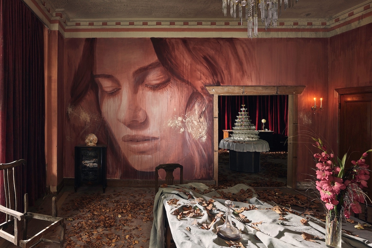 Rone - Empire - Street Art in Abandoned Art Deco Mansion