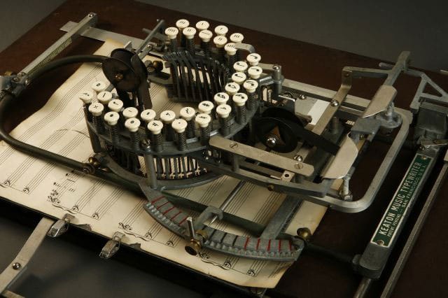 Machine à écrire musciale Keaton