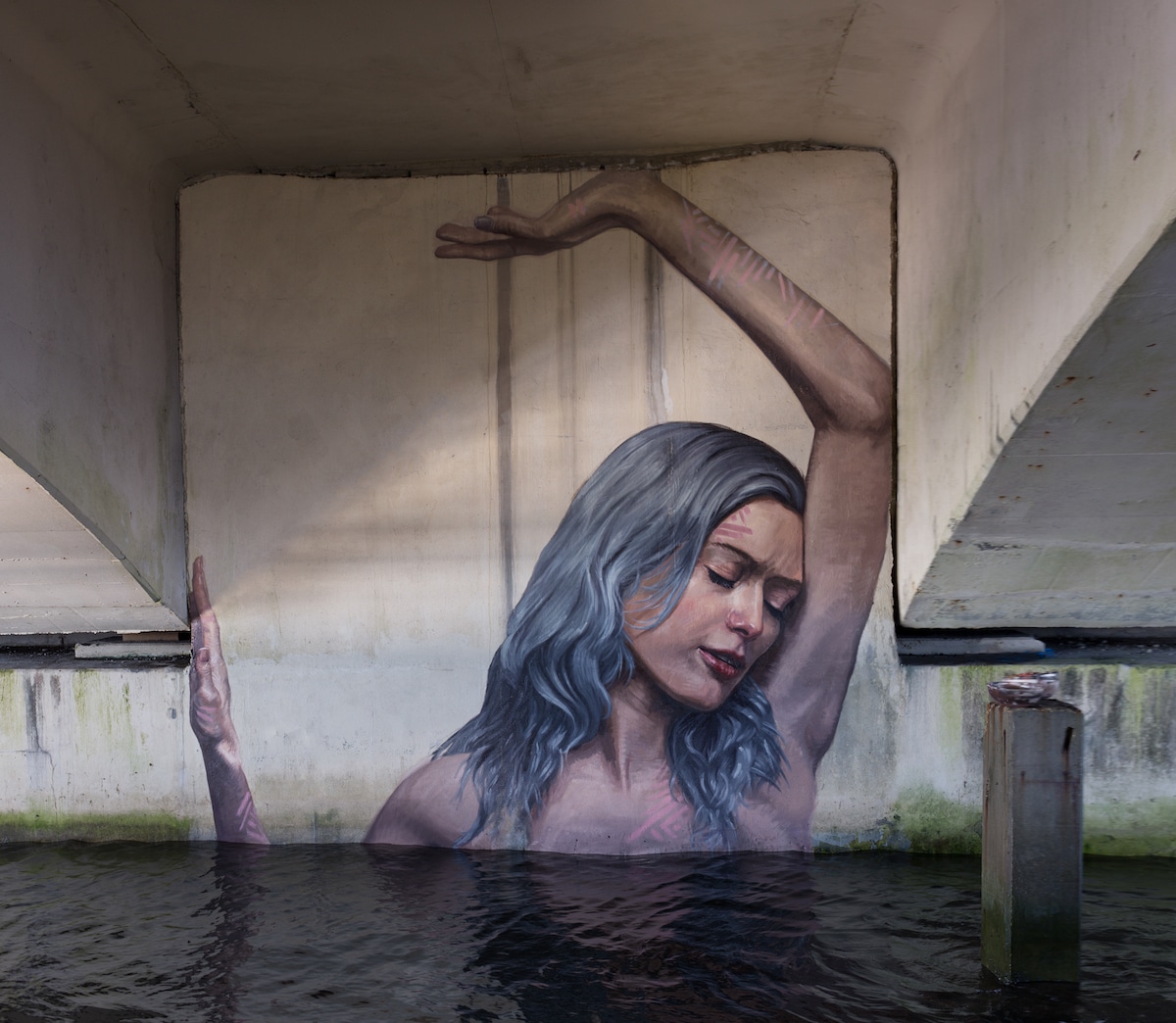 Hula - Sean Yoro - Environmental Street Art