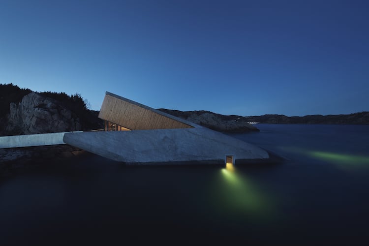 Restaurante submarino en Noruega