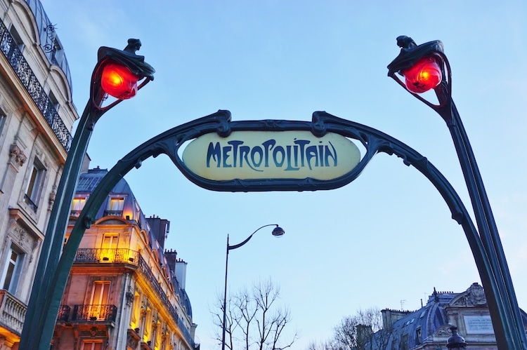 Entradas del metro de París