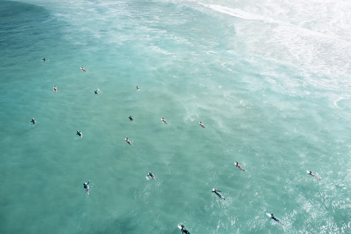 Fotos aéreas de surfistas por Drew Doggett