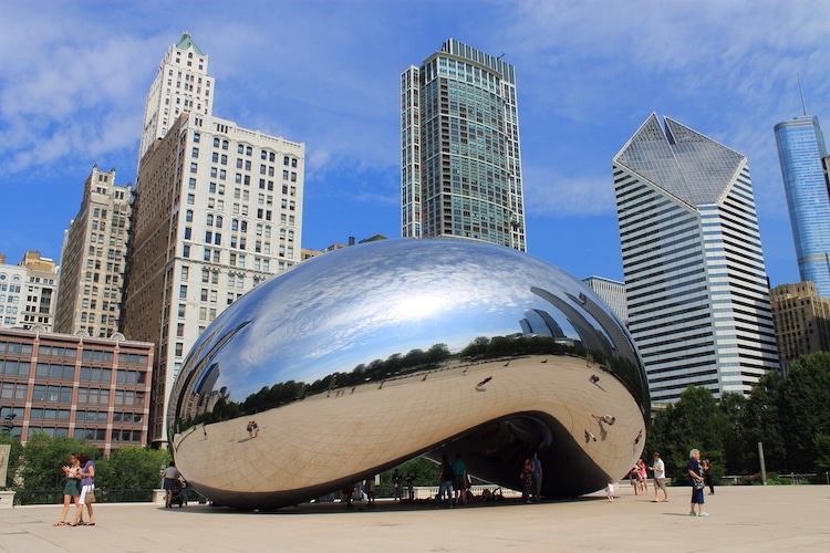 Cloud Gate in Chicago by Anish Kapoor