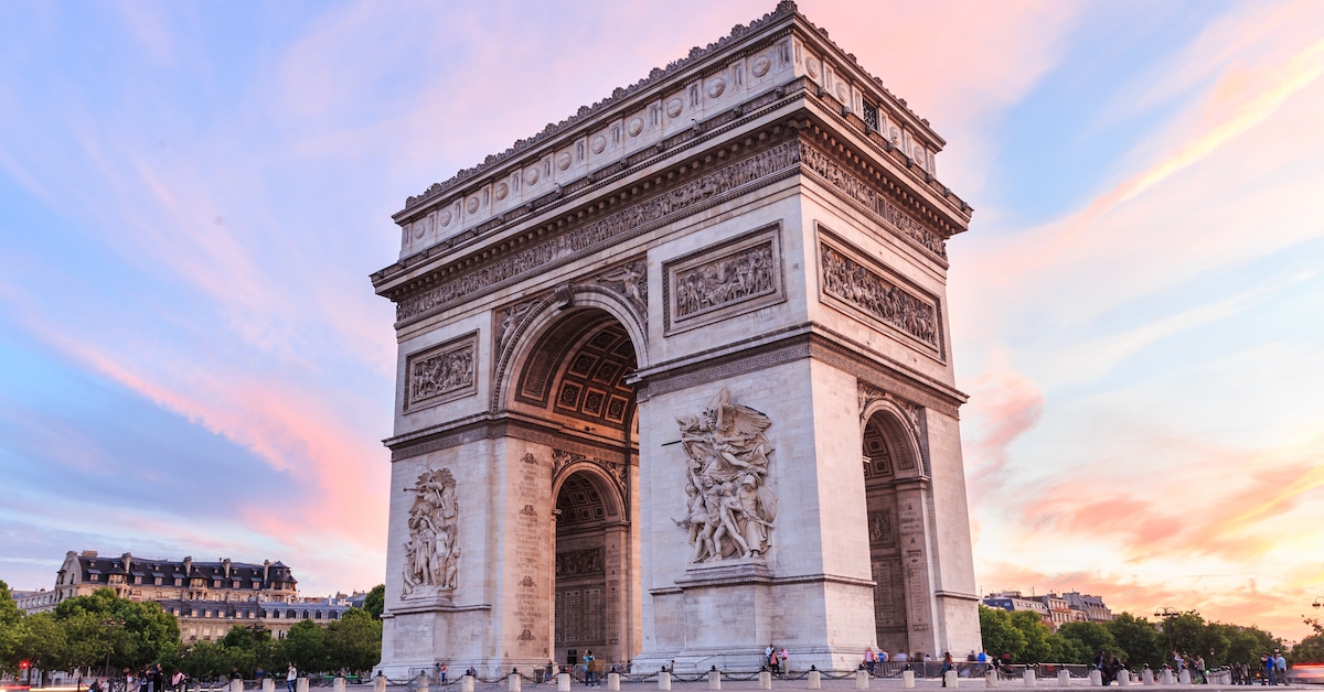 5 Arc de Triomphe Facts For a Rock-Solid Understanding of the Monument