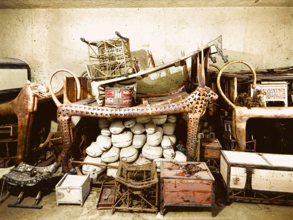 Discovery of King Tut's Tomb Told Through Colorized Photos