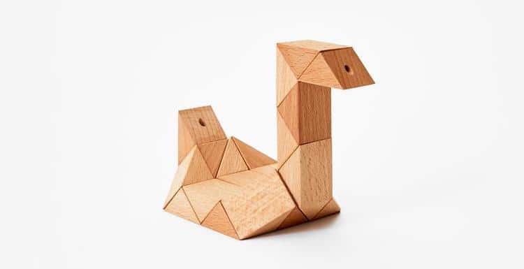 Juguete modular de madera por Clara Von Zweigbergk