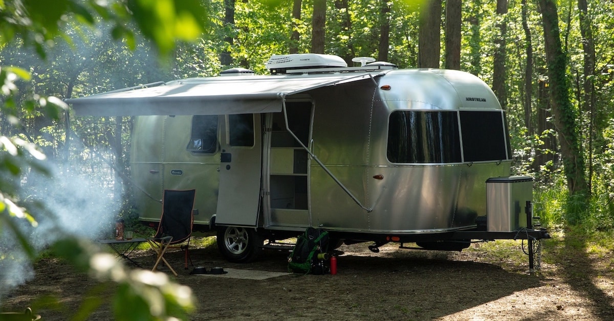 Airstream Bambi is a Travel Trailer So Light That an SUV ...