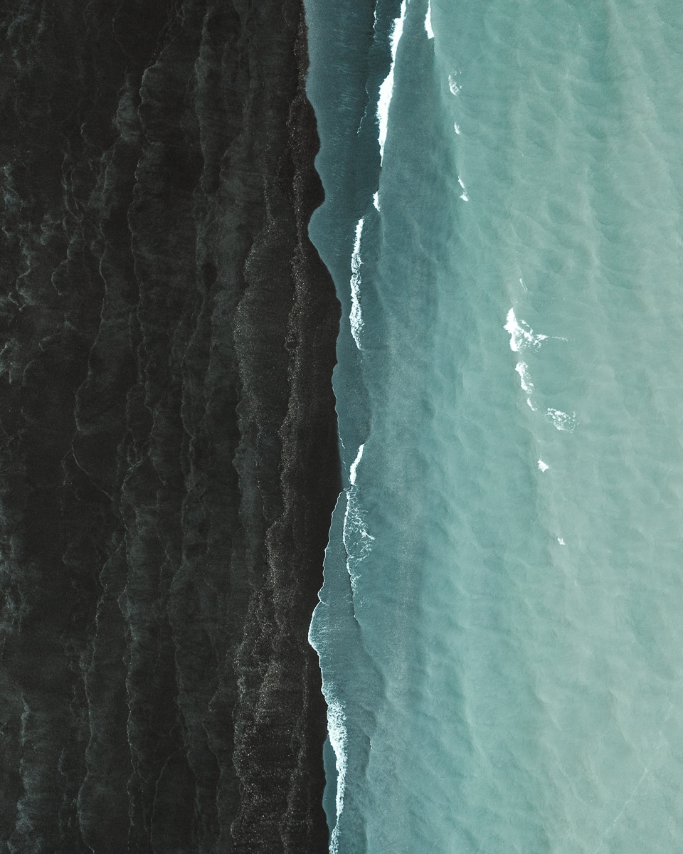 fotografía con dron - mar y rio