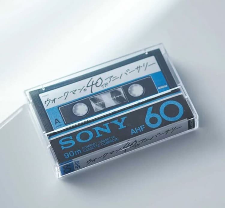 Exposición del 40 aniversario del Walkman en Ginza Sony Park