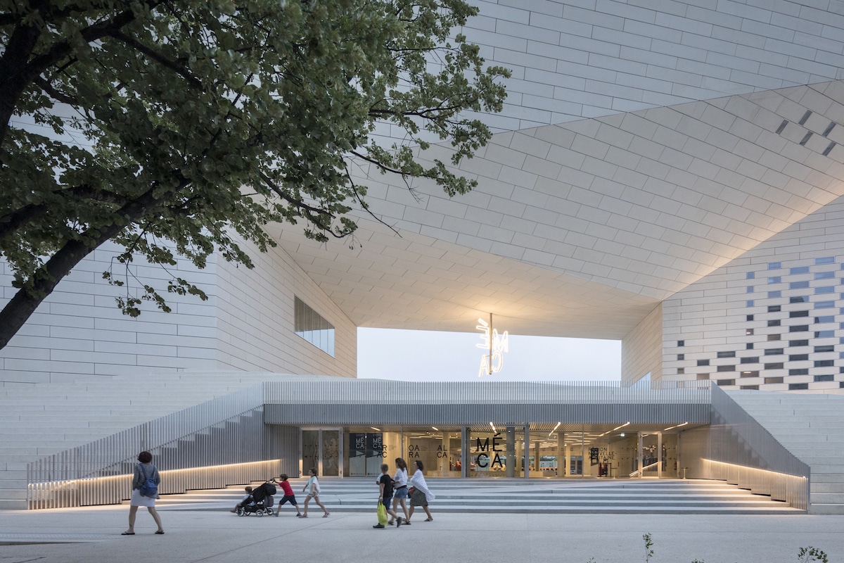 Centro cultural MECA en Burdeos por Bjarke Ingels Group