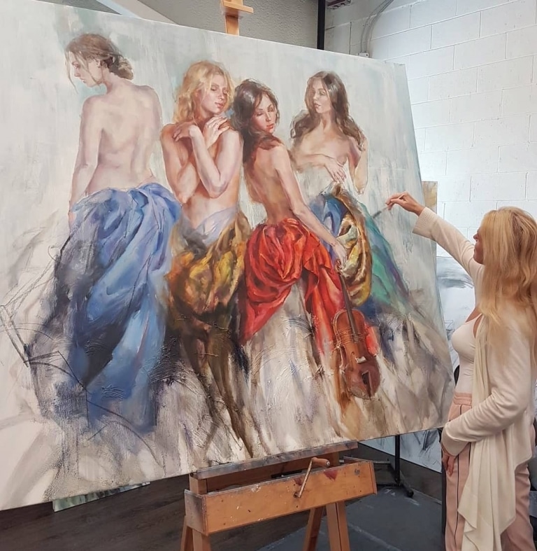 Modern Romanticism Paintings Capture The Elegance Of The Female Form   Contemporary Romanticism Art Anna Razumovskaya 15 768x787 