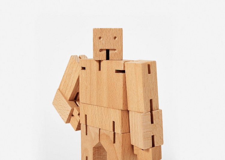 Cubebot - juguete de madera