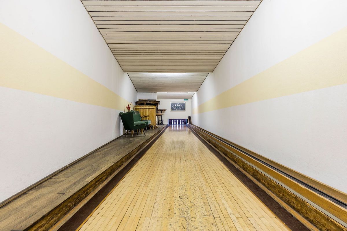 Vintage Bowling Alleys Photos by Robert Götzfried